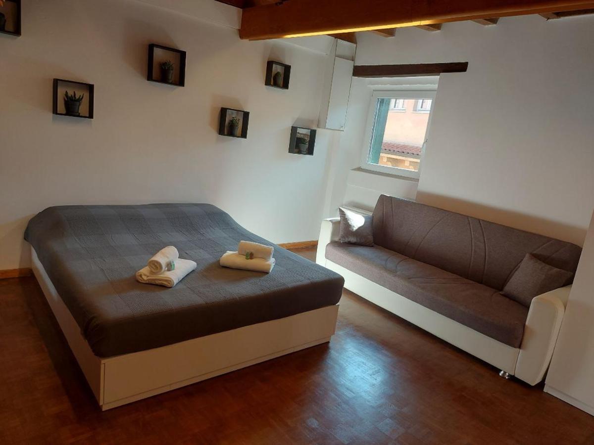 Appartamento Verona Centro Domm Exterior foto